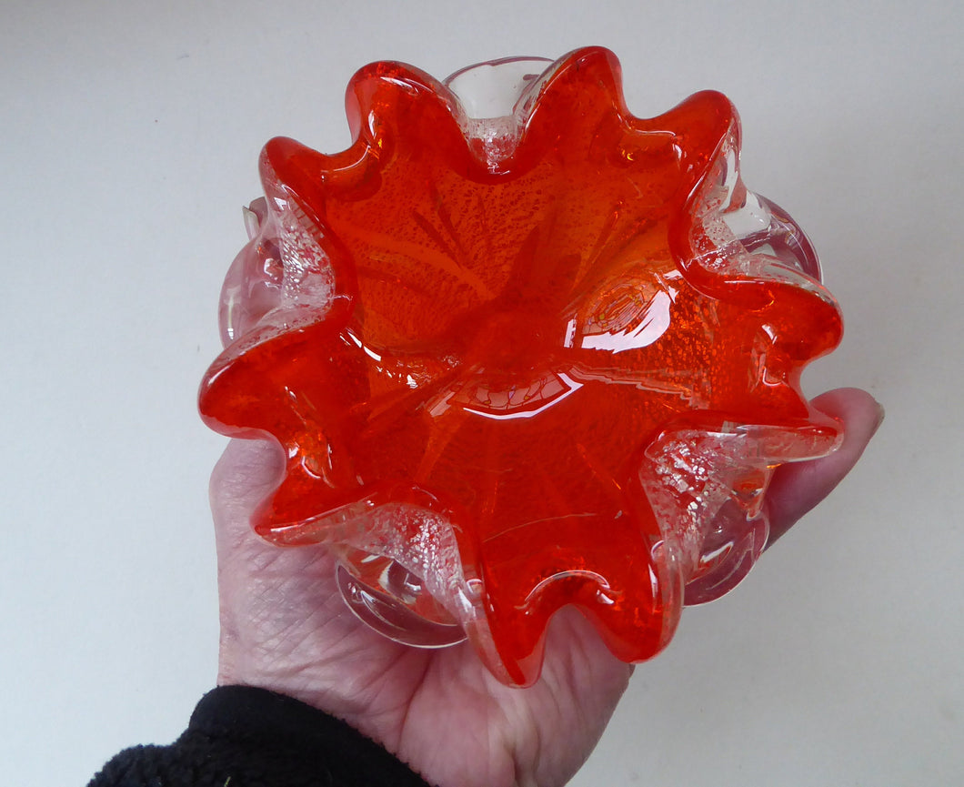 BAROVIER & TOSO; Vintage 1950s Murano Art Glass Bowl with Silver Aventurine Inclusions on the Exterior