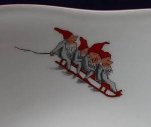 Vintage NORWEGIAN Porsgrund NISSE Elves or Gnomes Large Serving Bowl. Dated on the base 1993