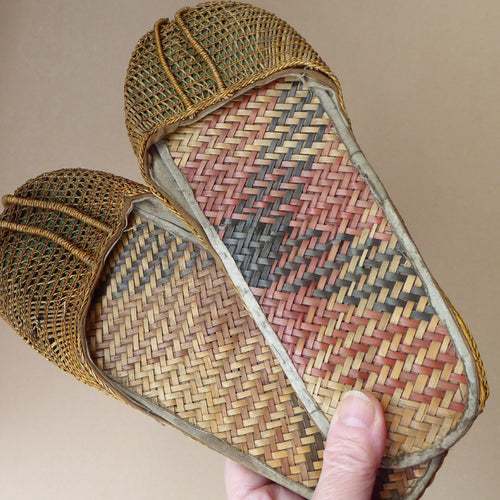 Unusual Vintage Oriental Slippers Adult Size & in Excellent Condition