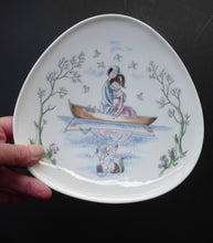 Load image into Gallery viewer, Vintage ROSENTHAL Large Dish. The Lovers by Peynet. Two Sweethearts Cuddle in a Rowing Boat on a Pond
