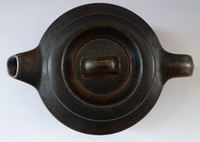 Load image into Gallery viewer, ARABIA POTTERY, Finland. Vintage Rustic RUSKA Teapot. Designed by Ulla Procope
