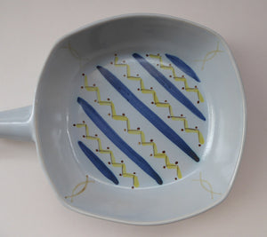 SCOTTISH POTTERY. 1950s BUCHAN Stoneware Skillet or Square Serving Dish with Handle. Vintage HEBRIDES Pattern