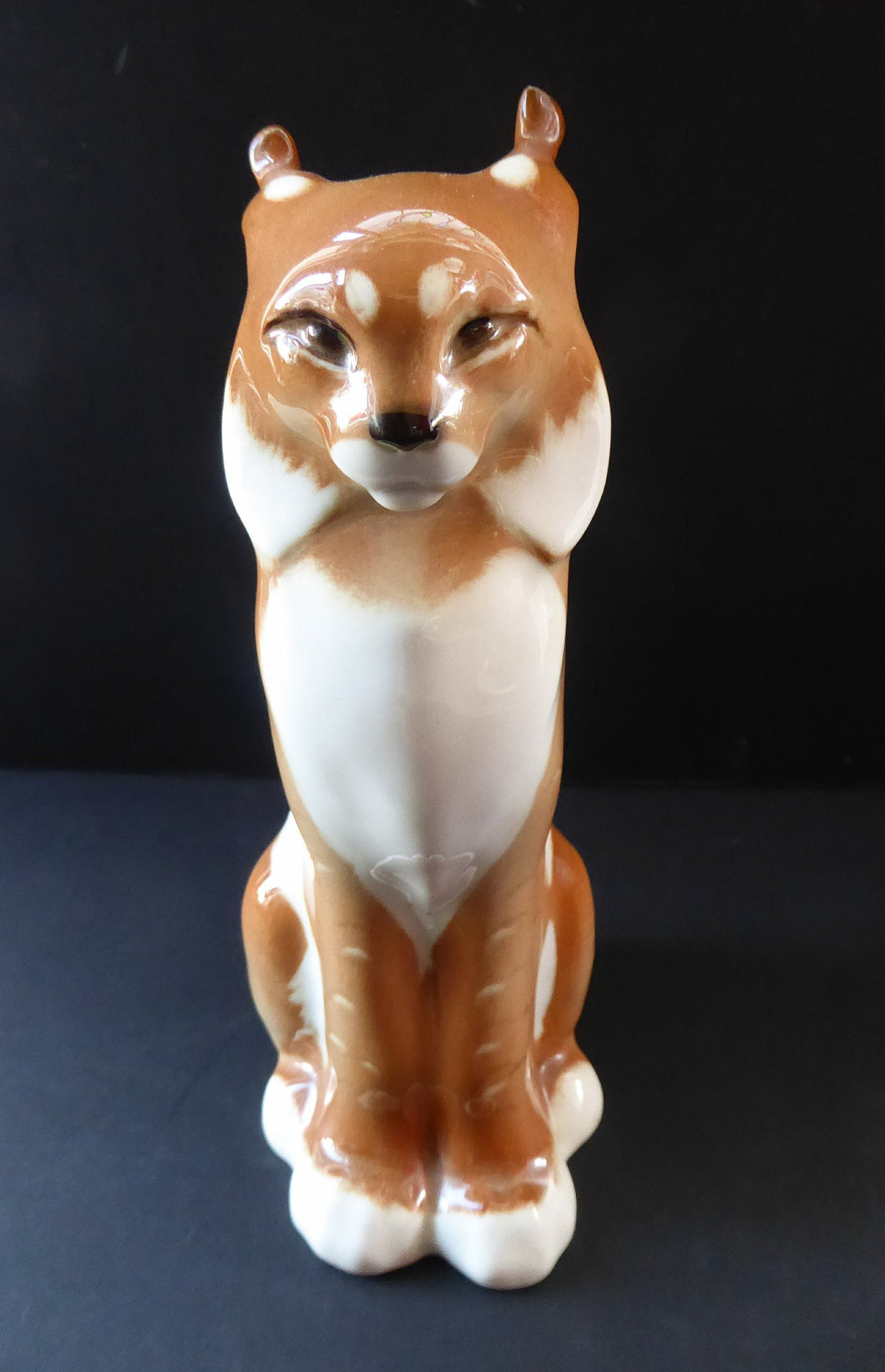 Vintage RUSSIAN USSR Lomonosov Porcelain Lynx or Wild Cat Figurine. 8 1/4 inches in height