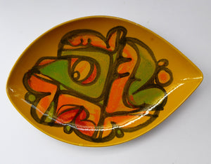 Early 1970s POOLE DELPHIS Shield Dish. Shape No. 21. Signed: CB for Cynthia Bennett