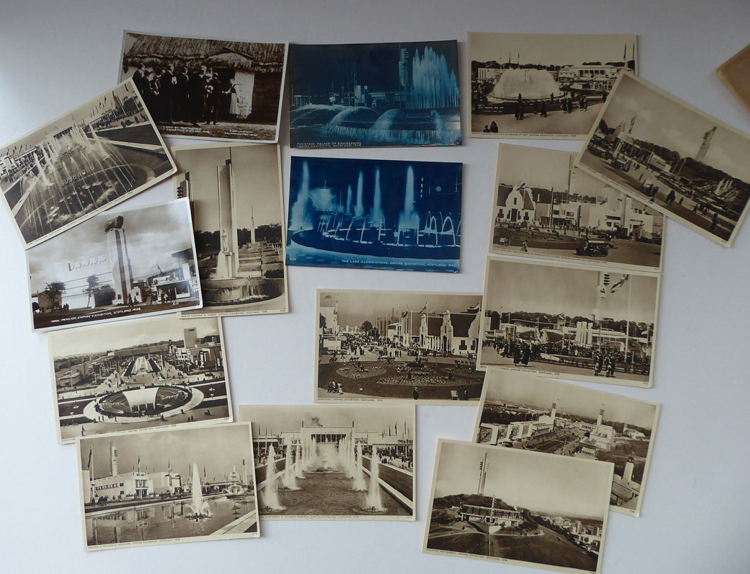 1930s EMPIRE EXHIBITION GLASGOW Souvenir Envelope Set of 12 Postcards (with 4 extra tipped in)