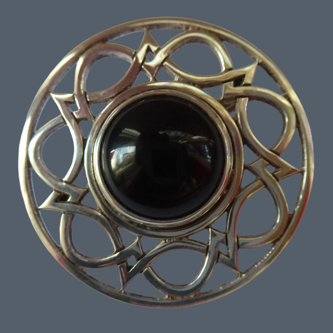 Stylish Geometric Design with Central Onyx or Dark Agate Stone. EDINBURGH Hallmark