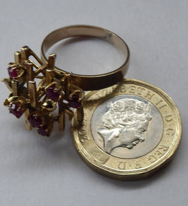 1970s Vintage 9ct Gold Ring in the BRUTALIST Style. Set with Ruby Chips. Size P