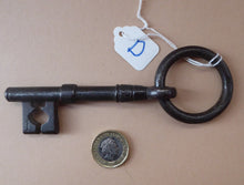Load image into Gallery viewer, ANTIQUE Georgian / Victorian Large Cast Iron / Steel Bullring Key. Good Condition. Key Code D
