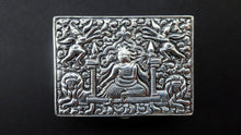 Load image into Gallery viewer, ANTIQUE 1870s Indian Chased Silver Oblong Snuff Box. TRICHINOPOLY. Hinged Lid and Gold Gilt Wash Interior
