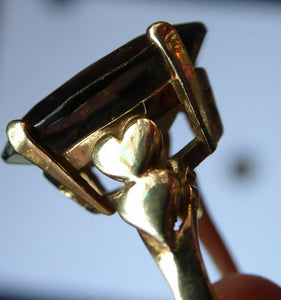 1970s Vintage 9ct Gold Ring with Decorative Shoulders and Stone Setting. UK Size S with LARGE Oval Faceted Smoky Quartz Stone