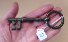 Load image into Gallery viewer, ANTIQUE Georgian / Victorian Large Cast Iron / Steel Bullring Key. Good Condition. Key Code D
