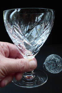 Vintage EDINBURGH CRYSTAL 1950s Claret Glass with stylish Lochiel Pattern. Etched mark to base
