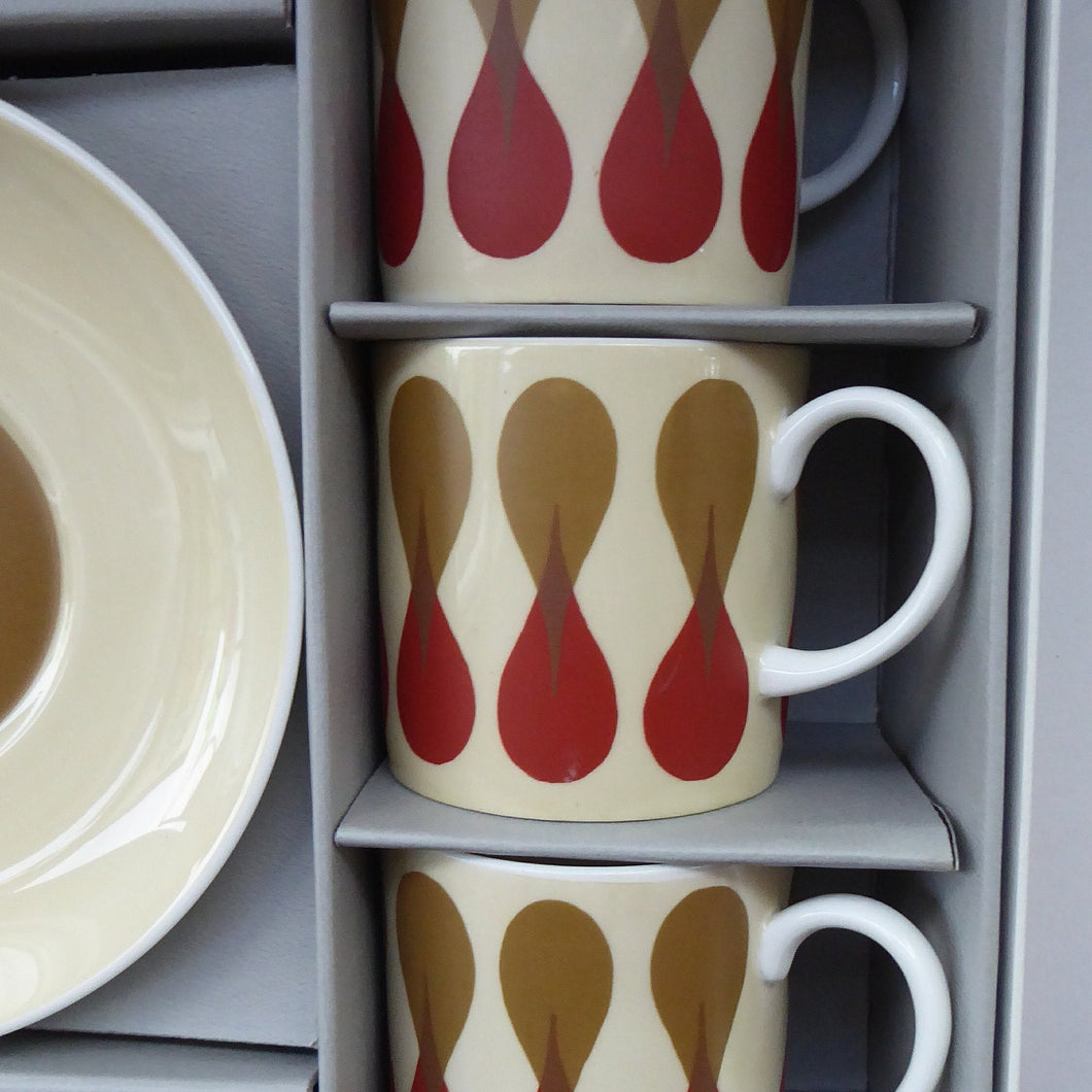 Set of Six 1960s Susie Cooper (Wedgwood). Rare DUMBELLS or Diablo Bone China Coffee Cans and Saucers. BOXED
