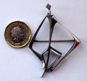 NORWEGIAN SILVER Brooch by Gudmund Elvestad for Jacob Tostrup. Fabulous Abstract Design; 1960s