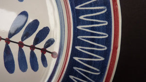 Attractive Vintage 1950s / 60s NORWEGIAN Hand Made Plate. Possibly by Elle Pottery