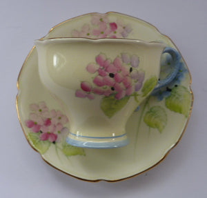 1930s PARAGON Bone China Hortensia Pattern Appointment to QUEEN MARY  Tea Cup & Saucer. Beautiful and Rare