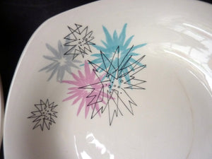 Harder to Source 1950s MIDWINTER Quite Contrary Pattern. Four Shallow Bowls. Designed by Jessie Tate, c 1957