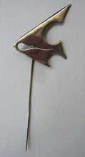 Load image into Gallery viewer, Unusual Vintage 1960s Abstract FISH Sterling Silver Hat Pin or Stick Pin. Stamped 930
