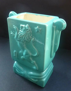 AMERICAN Art Deco 1930s METLOX Poppytrail Romanelli Zodiac Vase: Leo