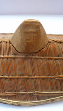 Load image into Gallery viewer, Finely Woven African Uganda / Ganda Tribal Shield. Early 20th Century
