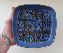 Load image into Gallery viewer, Vintage 1960s ROYAL COPENHAGEN Aluminia Faience Bowl or Shallow Dish. 6 1/2 inches. Abstract Baca by Nils Thorsson
