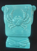Load image into Gallery viewer, AMERICAN Art Deco 1930s METLOX Poppytrail Romanelli Zodiac Vase: Cancer

